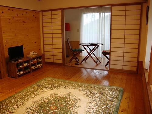 Non-living room. Western style room ・ Sunroom