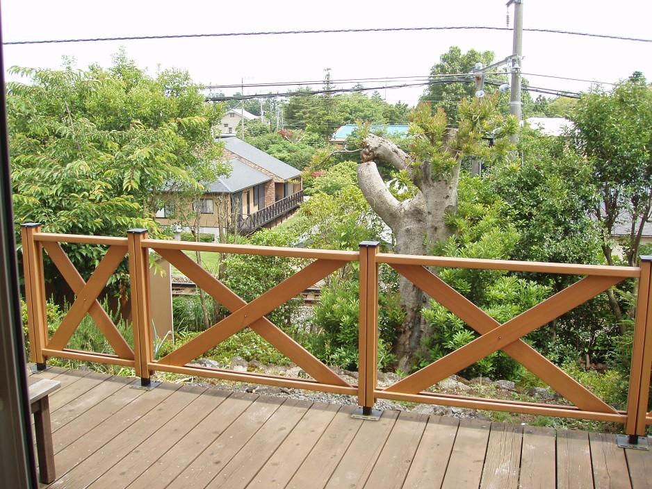 Balcony. Wood deck