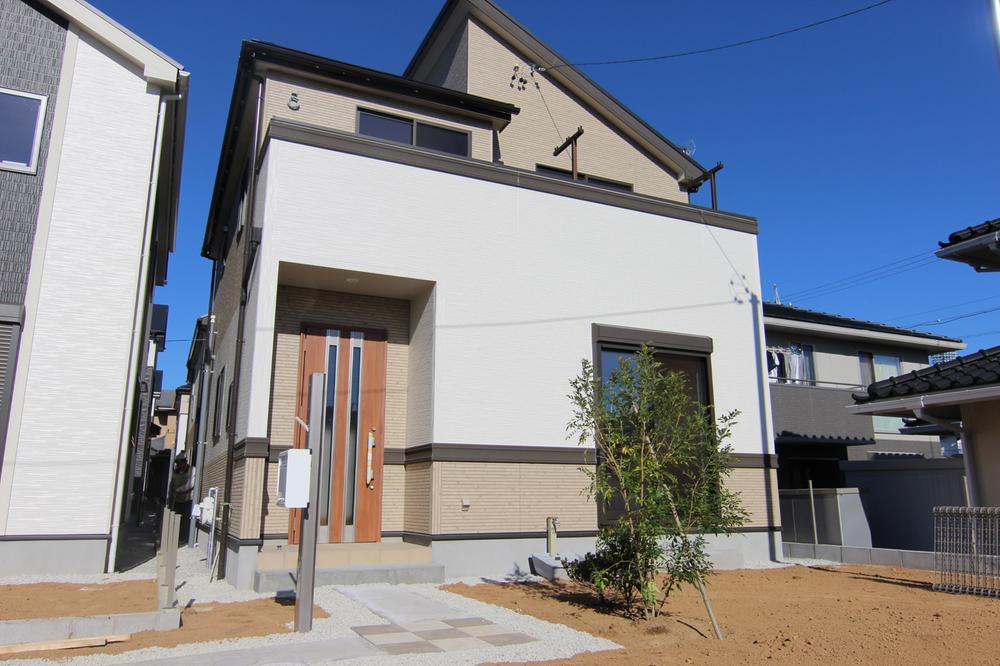 Local appearance photo