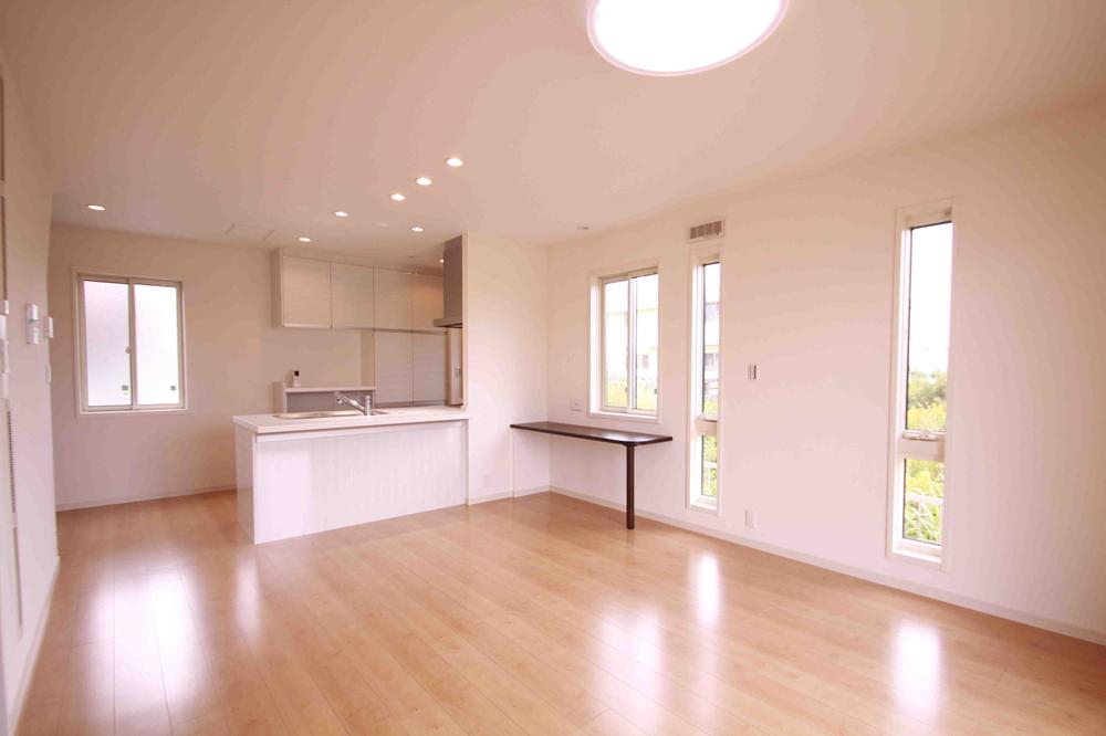 Living. Indoor (10 May 2013) Shooting