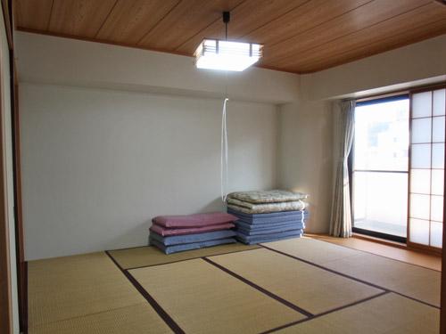 Non-living room. Japanese-style room (8 tatami mats)