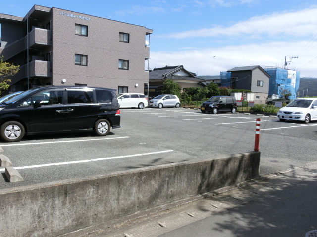 Parking lot