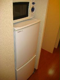 Kitchen. microwave ・ refrigerator