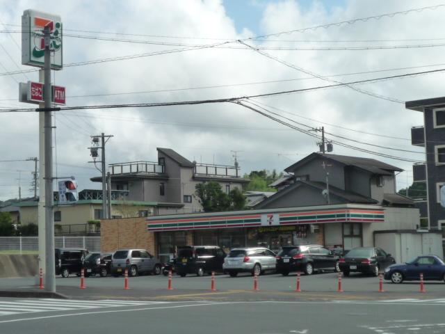 Convenience store. Seven-Eleven Kakegawa Hase store up (convenience store) 322m