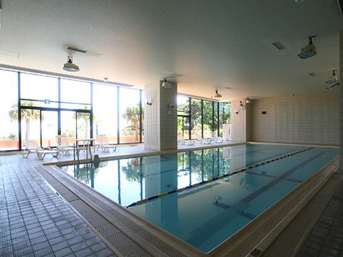 Other common areas. Large indoor heated pool