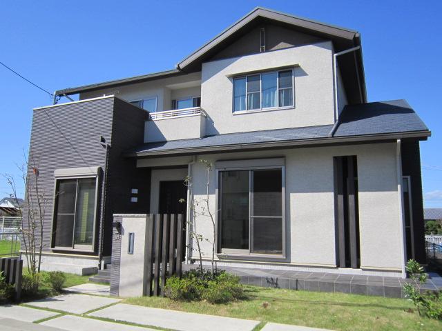 Local appearance photo. 14-1 compartment