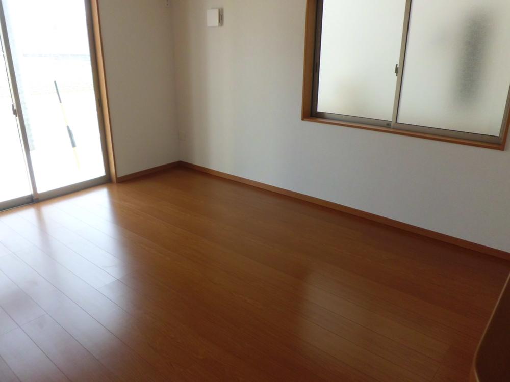 Living. Local (September 2013) Shooting