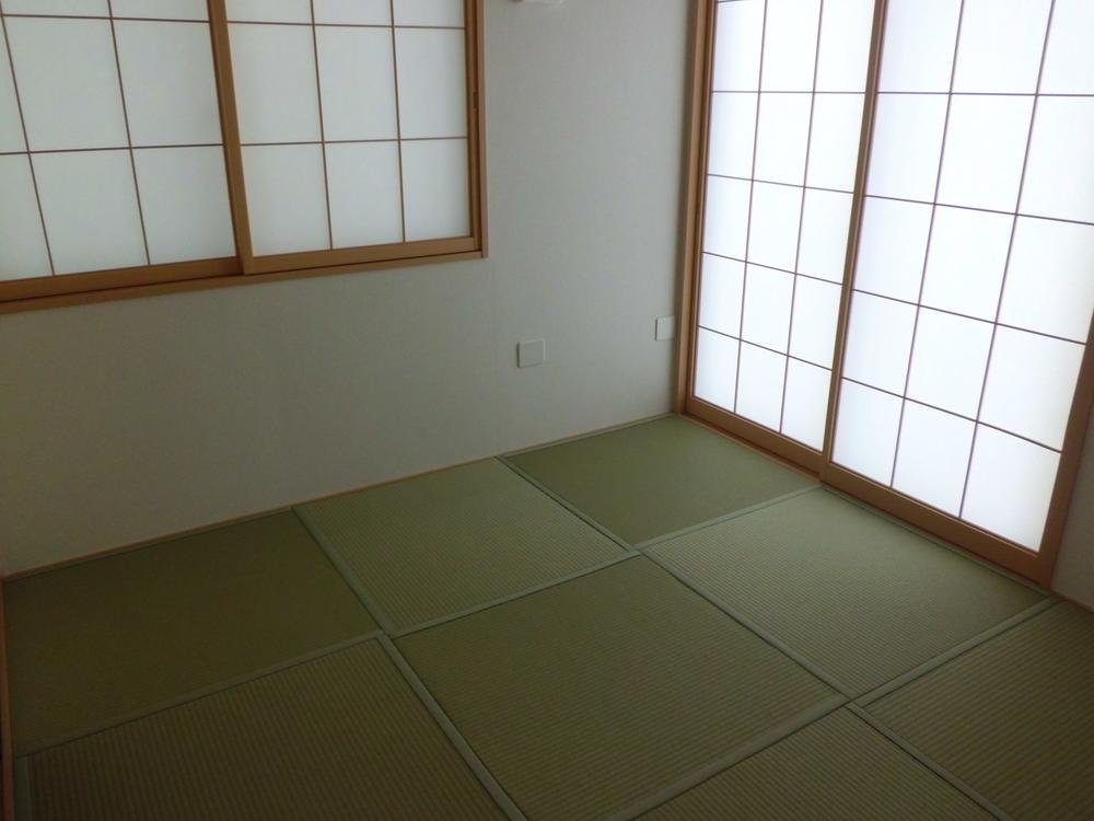 Non-living room. Local (September 2013) Shooting