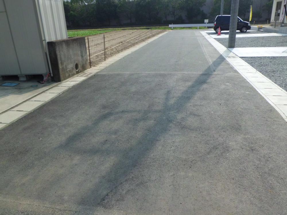 Local photos, including front road