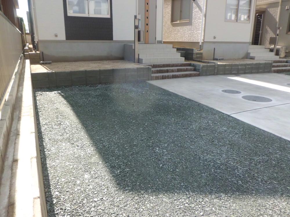 Parking lot. Local (10 May 2013) Shooting