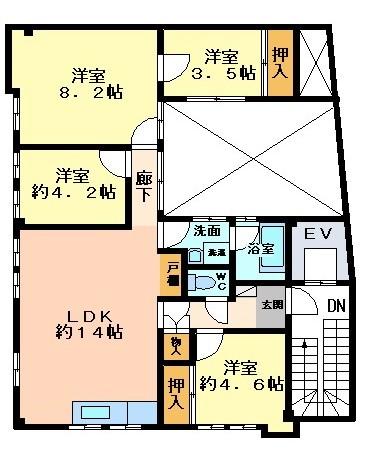 Floor plan. 45 million yen, 4LDK, Land area 182.64 sq m , Building area 474.26 sq m