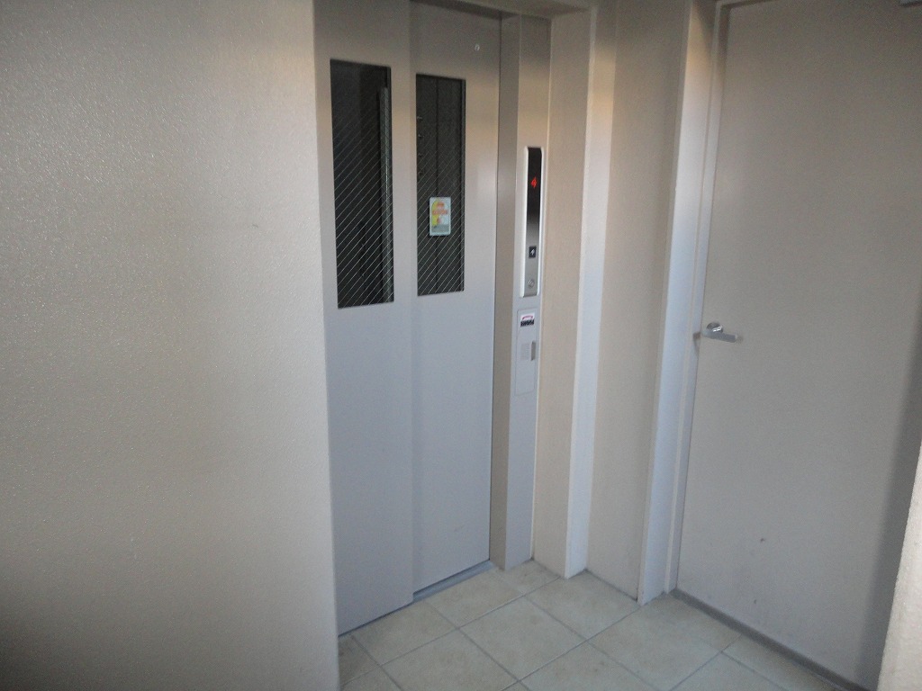 Other common areas. Elevator