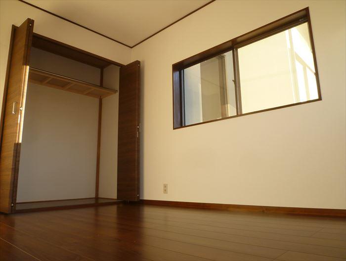 Non-living room. Flooring ・ Closet to the relaxed atmosphere in each room new