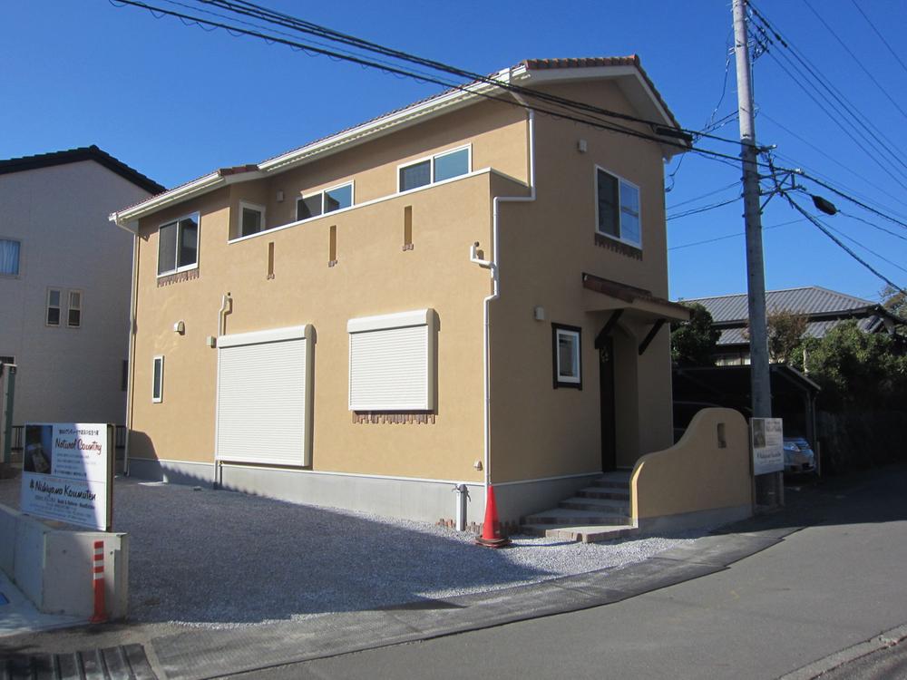 Local appearance photo