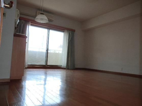Other introspection. Bright living room ・ dining