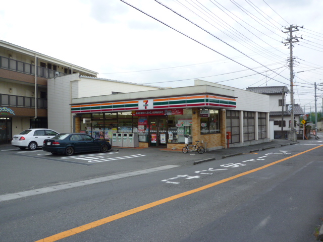Convenience store. Seven-Eleven 659m to Numazu Ooka Kitamise (convenience store)