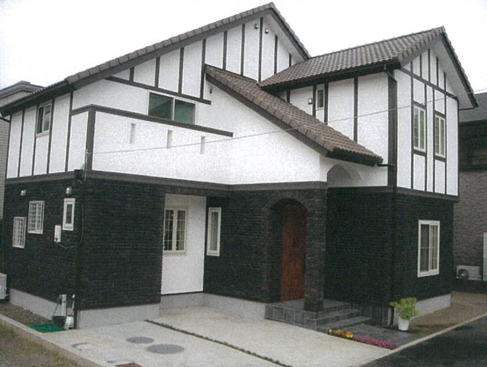 Local appearance photo. local