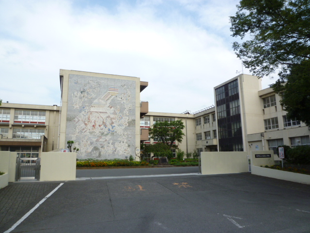 Primary school. 1633m to Numazu Univ Okaminami elementary school (elementary school)