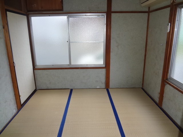 Other room space. Japanese-style room 4.5 Pledge!