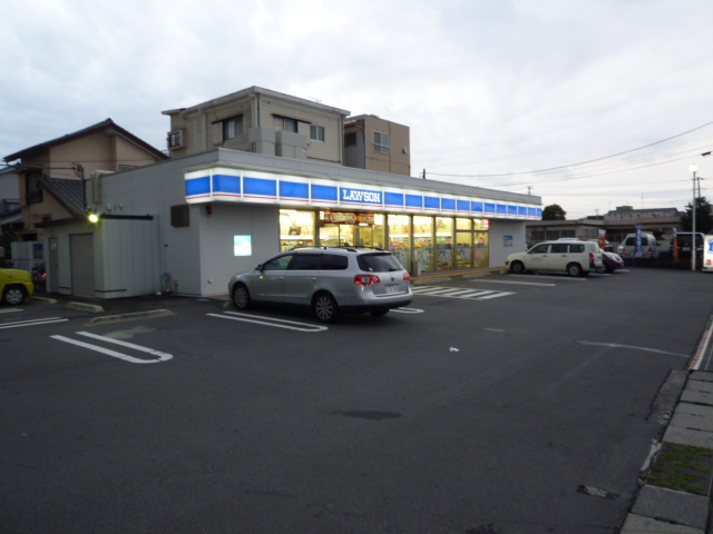 Convenience store. 200m to Lawson Numazu Honda-cho store (convenience store)