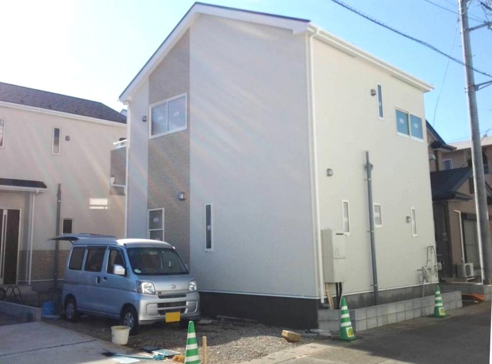 Local appearance photo. 2 Building site (November 2013) Shooting