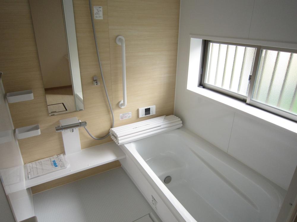 Same specifications photo (bathroom). Same specification bathroom construction cases