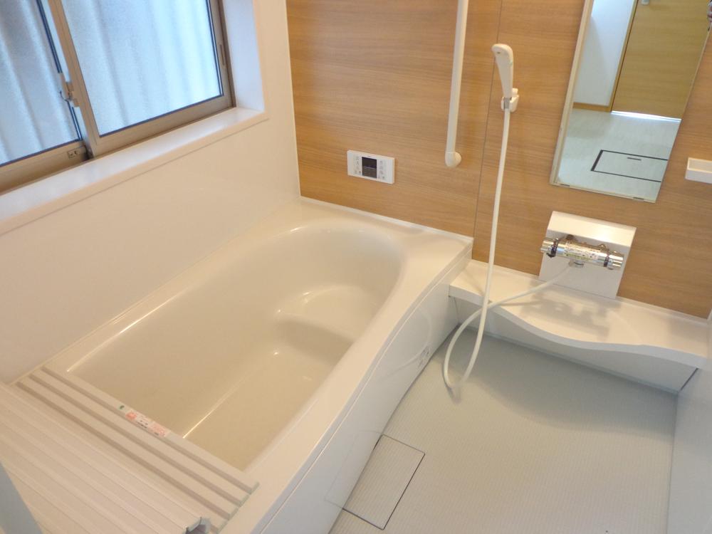 Same specifications photo (bathroom). Unit bus width and spacious of the same specification whopping, 1 tsubo! ! 