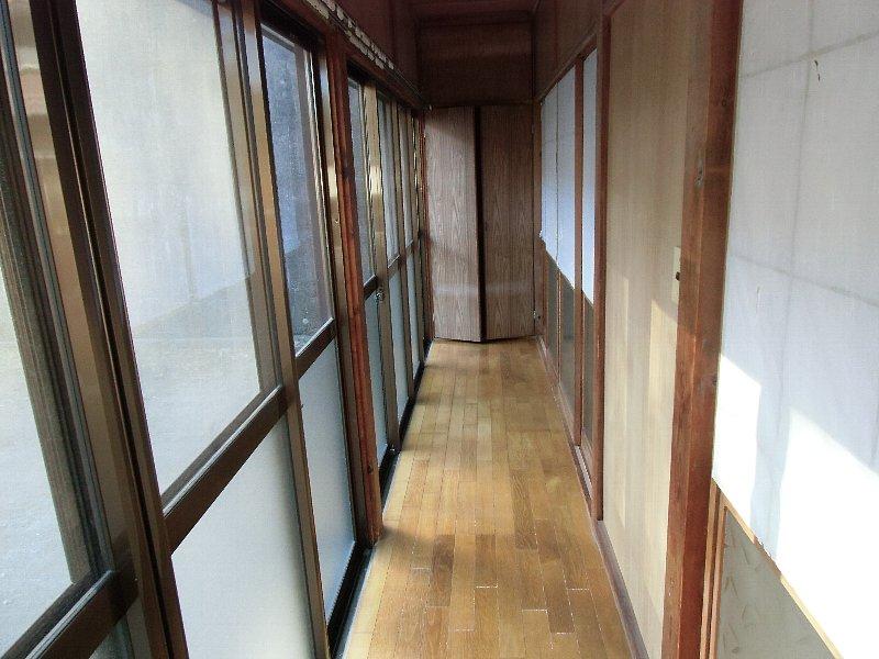 Other introspection. Corridor