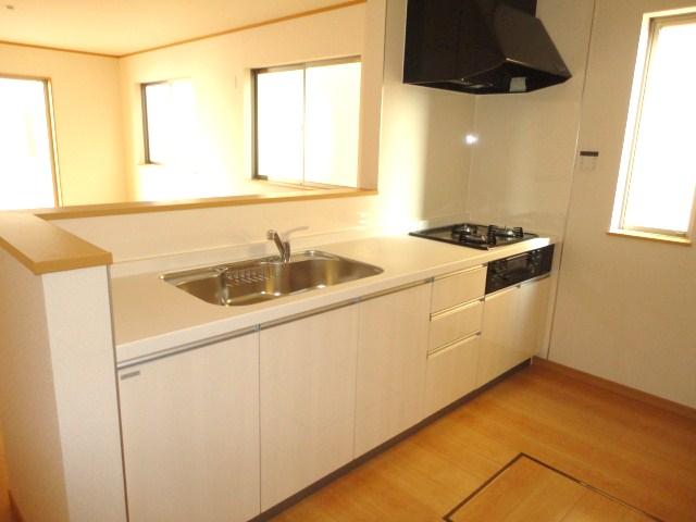 Same specifications photo (kitchen)