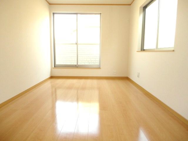 Same specifications photos (Other introspection)