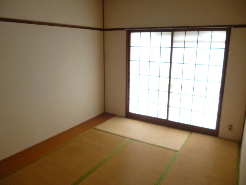 Other room space. It will be Japanese-style room.
