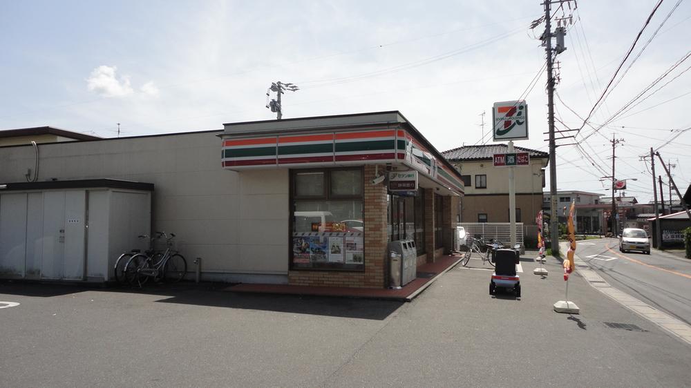 Convenience store. 302m to Seven-Eleven Shizuoka Minaminumagami shop