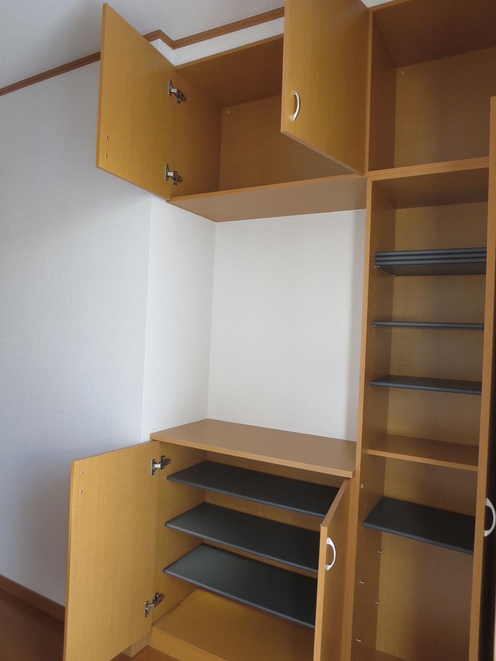 Receipt. Entrance storage of the same specification