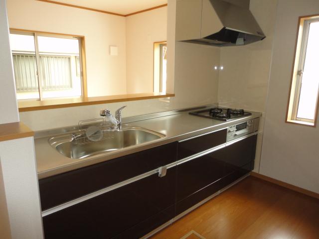 Same specifications photo (kitchen)