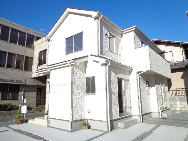 Local appearance photo. A Building appearance (November 2013) Shooting