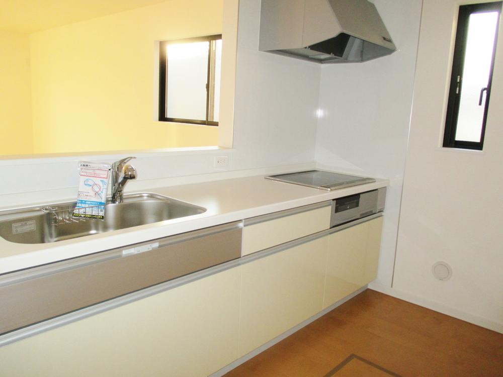 Kitchen. Face-to-face system Kitchen ☆