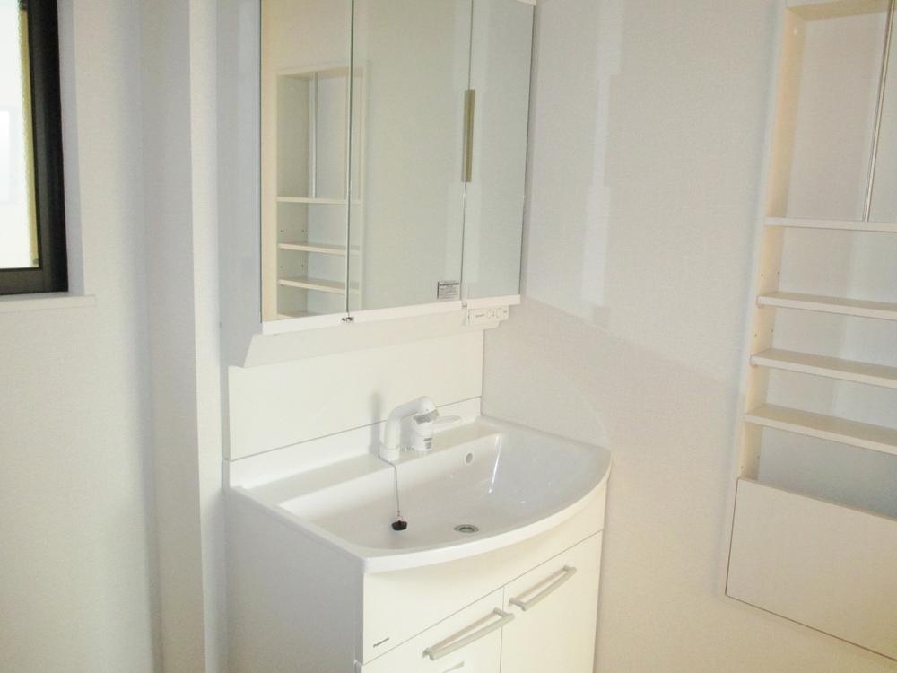 Wash basin, toilet. Washbasin with cleanliness ☆