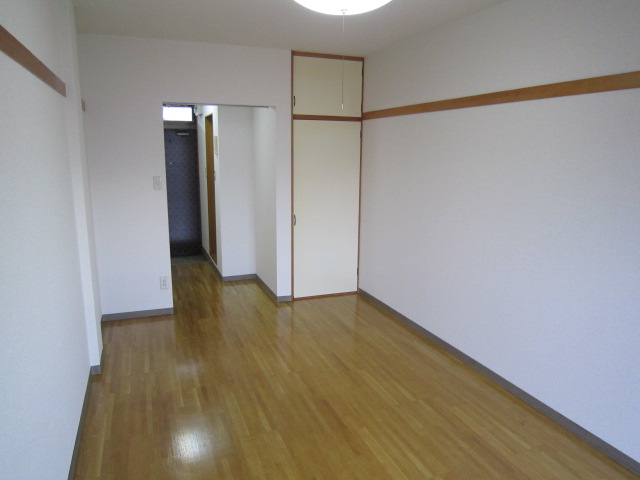 Other room space