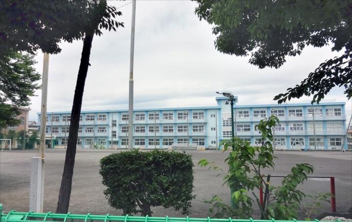 Primary school. 560m to Shizuoka Municipal Shimizu Komagoshi Elementary School