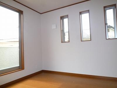 Non-living room. Western-style of the same specification