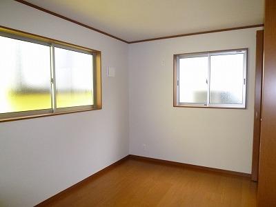 Non-living room. Western-style of the same specification