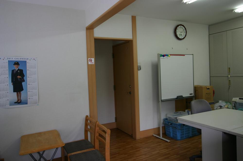 Other introspection. First floor office part