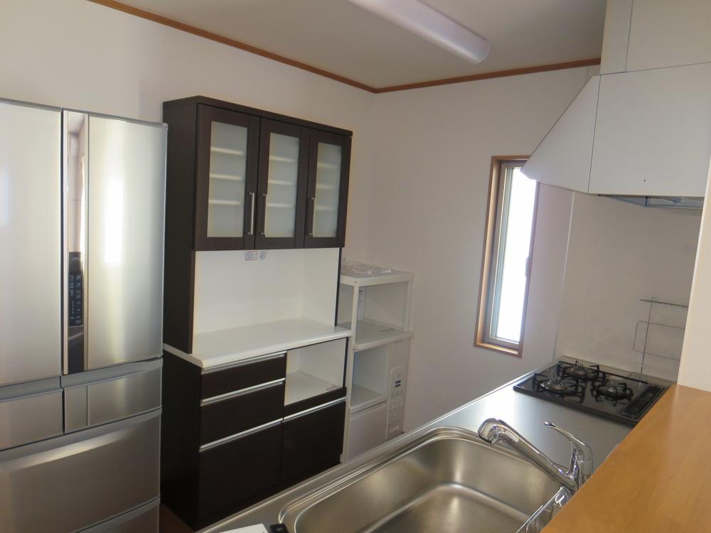 Kitchen. refrigerator ・ With cupboard