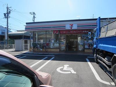 Convenience store. Seven-Eleven 1121m to Nagasaki shop Shimizu