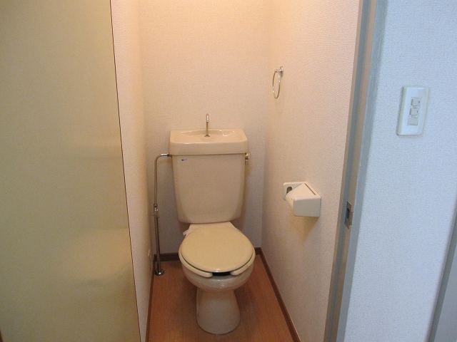 Toilet. Washlet can be attached