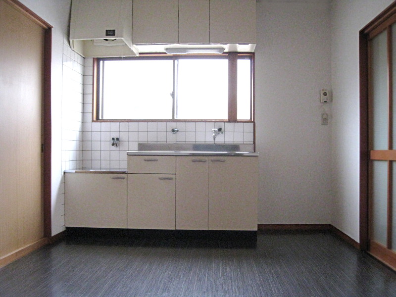 Kitchen. floor ・ It is very beautiful in the kitchen new.