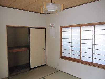 Other room space. Japanese-style room. Armoire