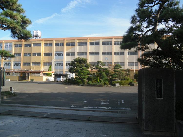 Junior high school. 910m to Shizuoka Municipal Shimizu second junior high school