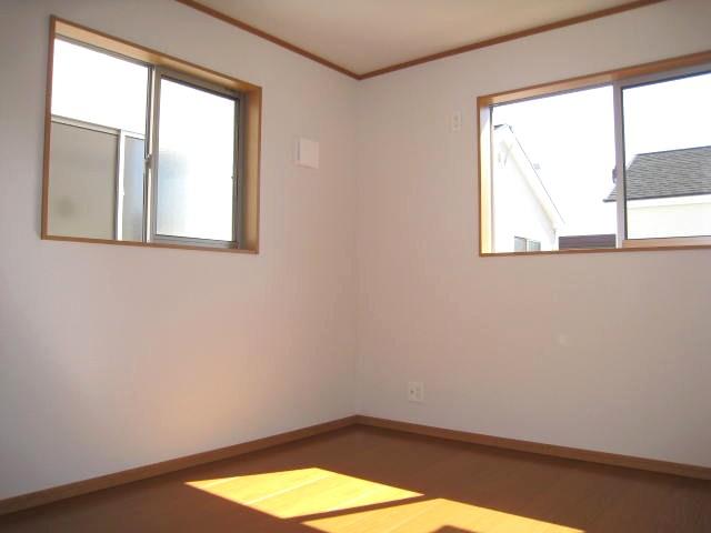 Non-living room. Indoor (10 May 2013) Shooting