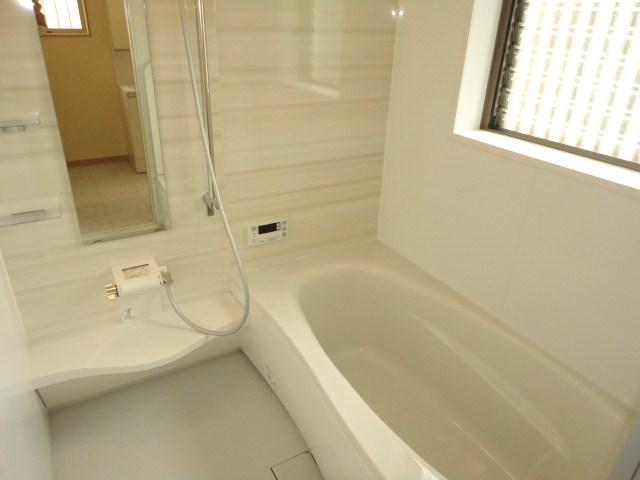 Bathroom. Serene bathroom ☆ 
